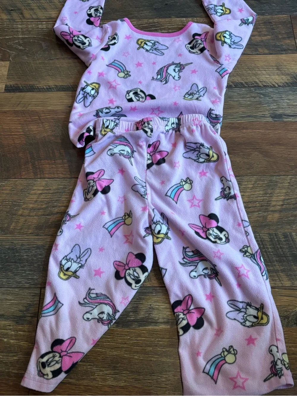 Disney Minnie Mouse/Daisy Duck 2-piece pajama set size 2T